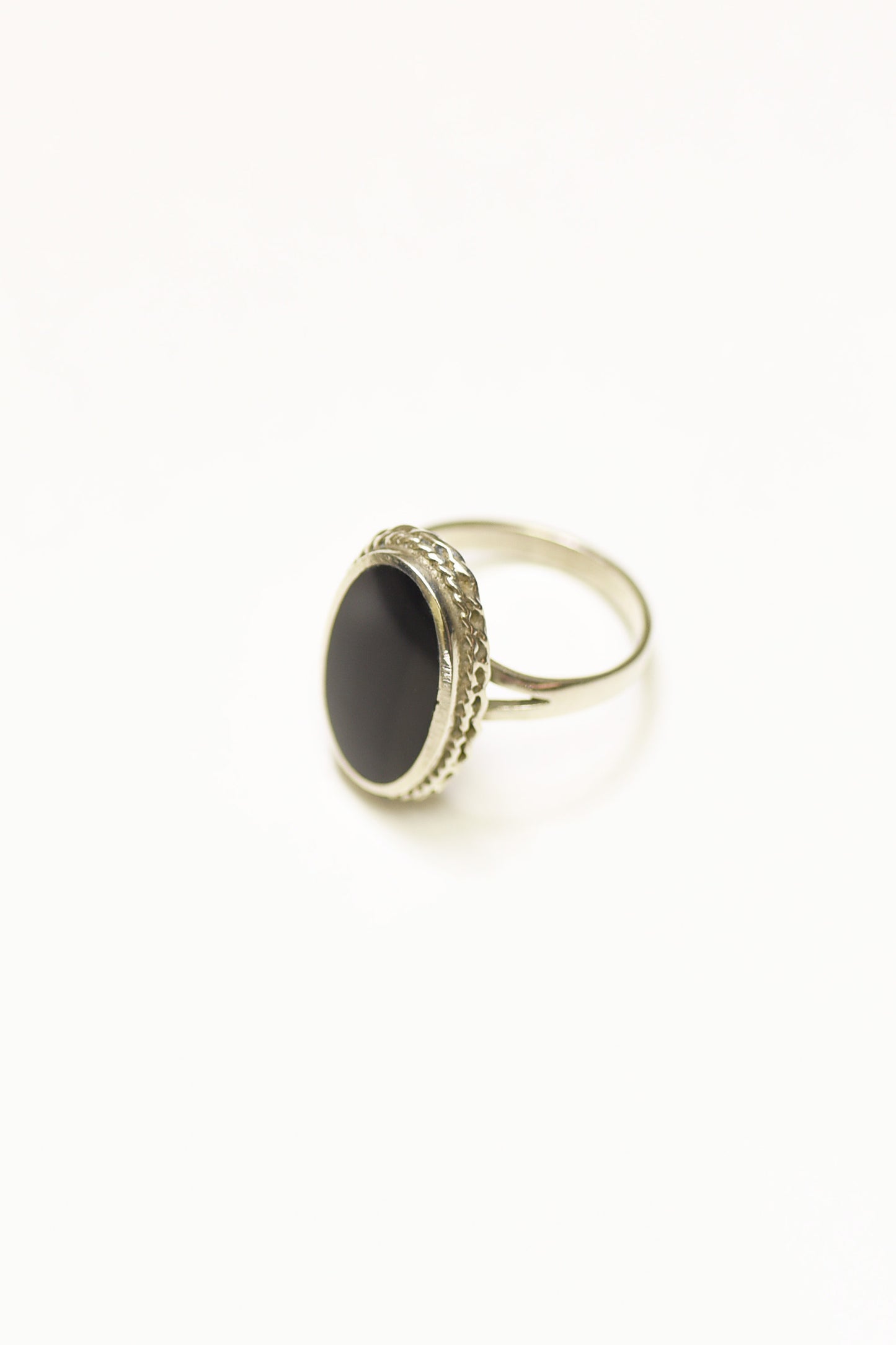 Onyx silver 06|1980s